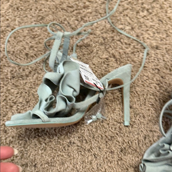 Zara Ruffled Sage Green Sandals - Picture 4 of 4